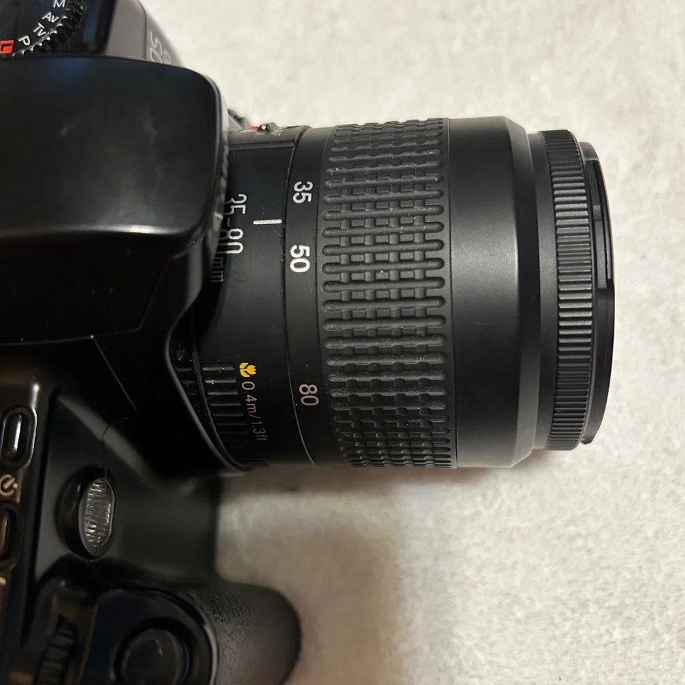 Canon EOS 500 Camera